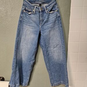 Universal Threads wide legged jeans size 0